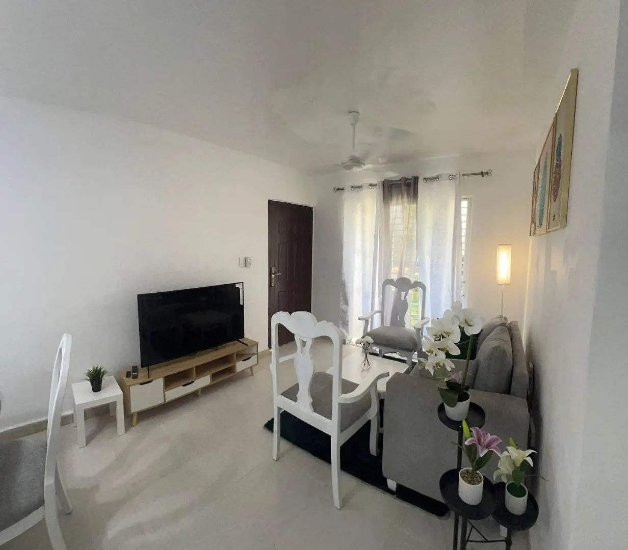 Tu Casa, Camino Verde Santo Domingo Apartment